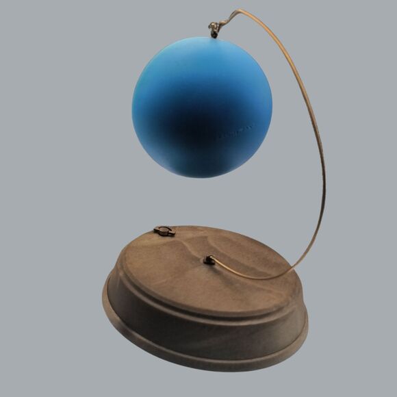 Vintage ANRI Italy Angel Music Box Ornament on Stand AS IS (Music is Sporadic) - Picture 3 of 8